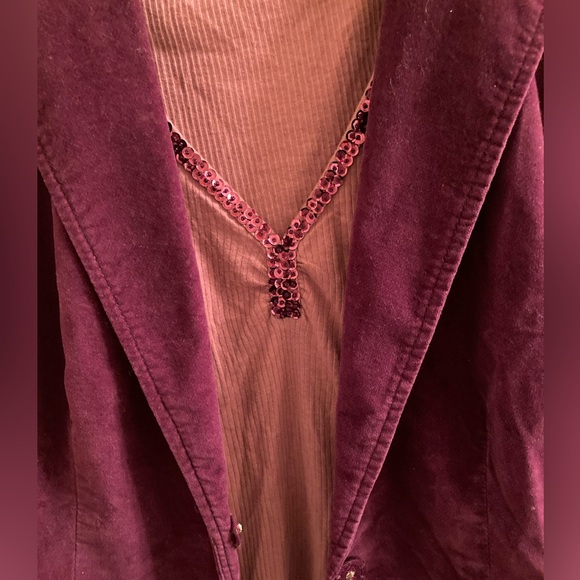 Esprit long sleeves V neck top - Picture 14 of 14